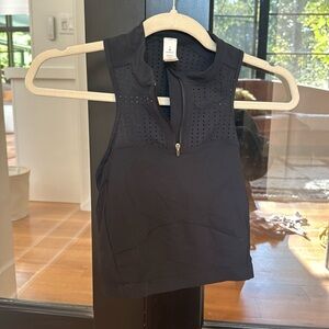 Lululemon unleash strength zip front sports bra in excellent condition!